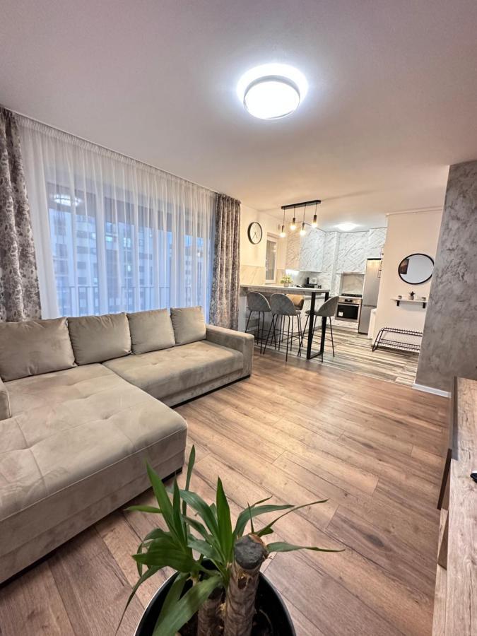 Deluxe Cozy Apartments - Coresi Mall #Brasov Braşov Exterior foto